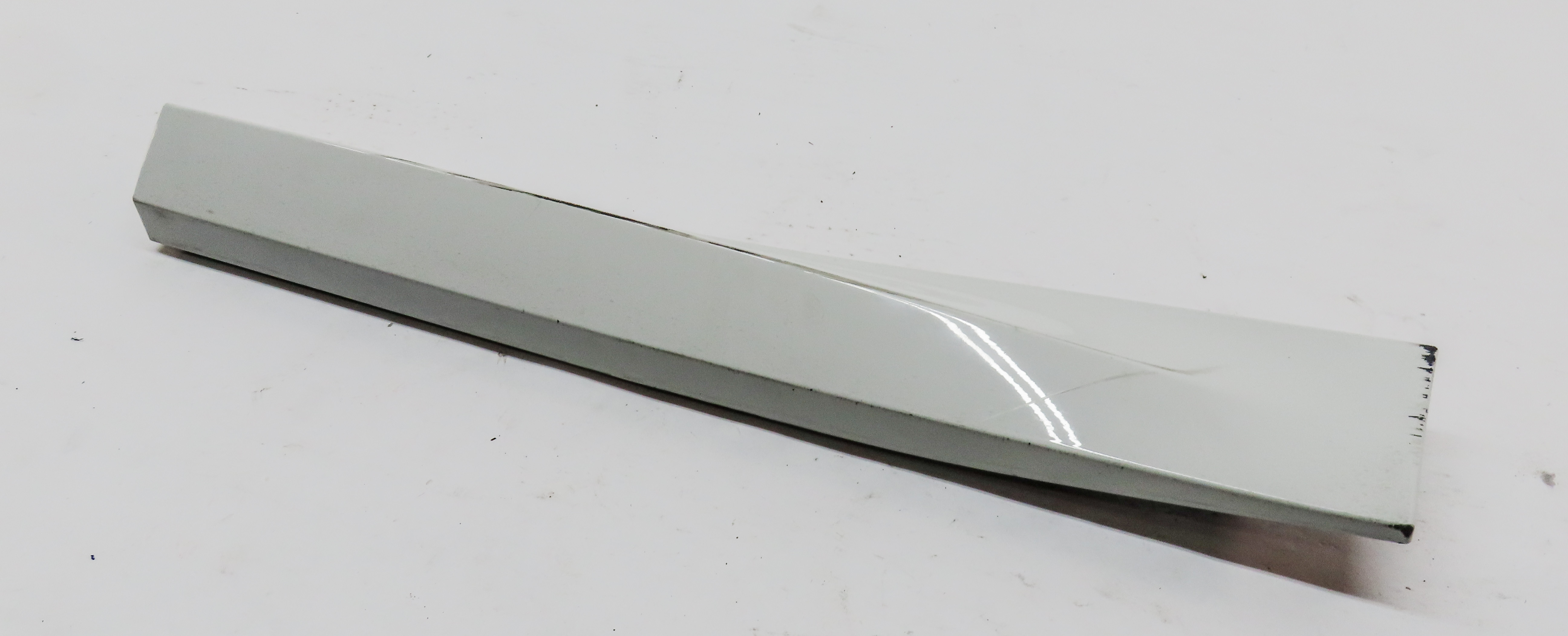 2018-2023 BMW X3 X4 (G01 G02) REAR LEFT LOWER DOOR TRIM MOULDING PANEL (WHITE) — exact item pictured